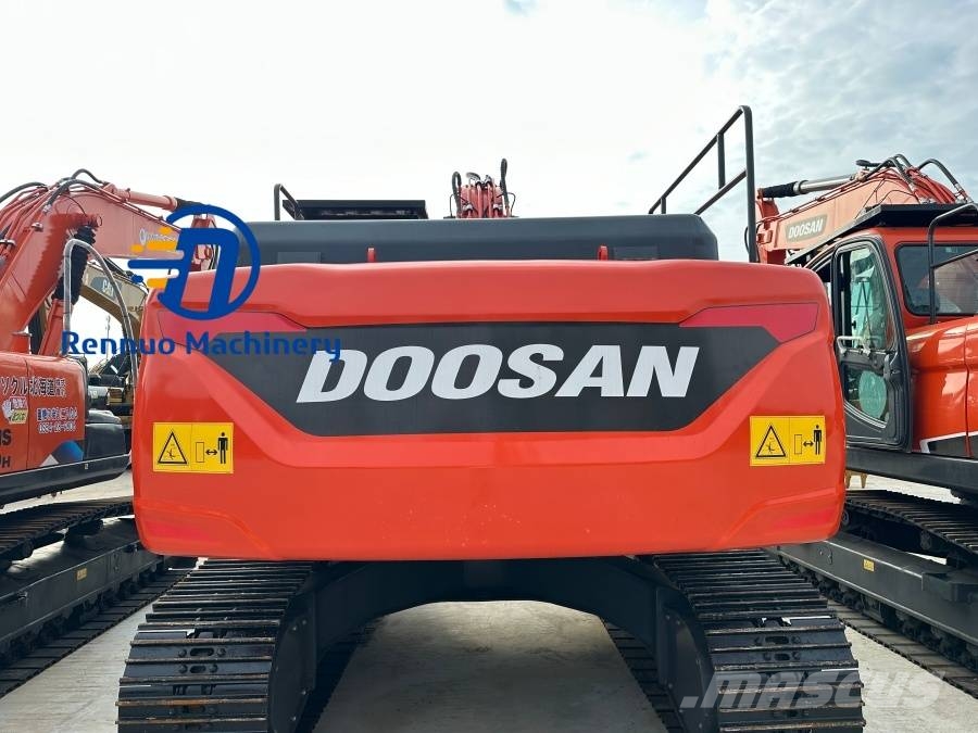 Doosan 225 LCA 履带挖掘机