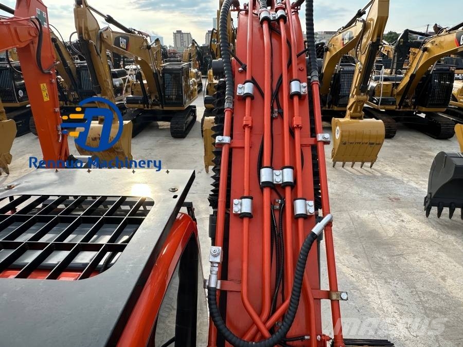 Doosan 225 LCA 履带挖掘机