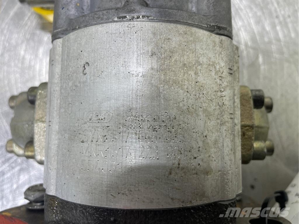 Liebherr A316-5008787-Gearpump/Zahnradpumpe/Tandwielpomp Гідравліка