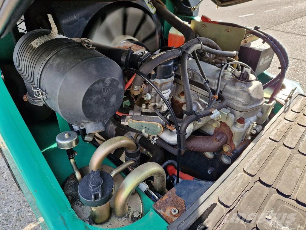 Maximal Nissan Zhejiang 2.5 ton LPG LOW HOURS Gāzes autoiekrāvēji (LPG)