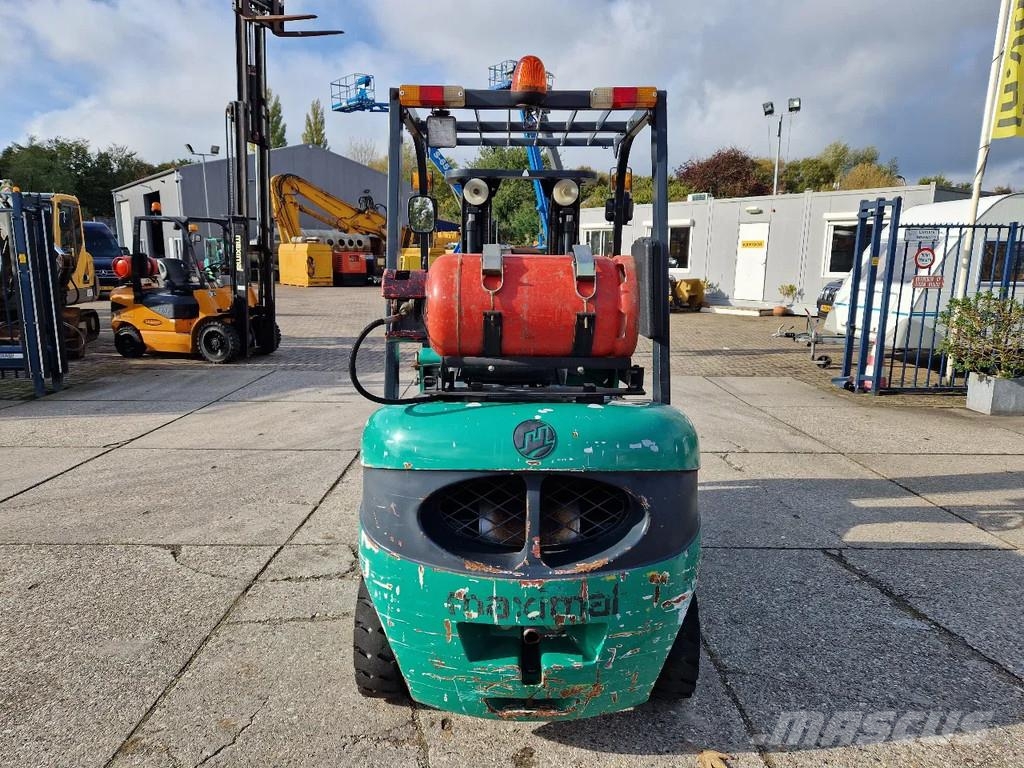 Maximal Nissan Zhejiang 2.5 ton LPG LOW HOURS Gāzes autoiekrāvēji (LPG)