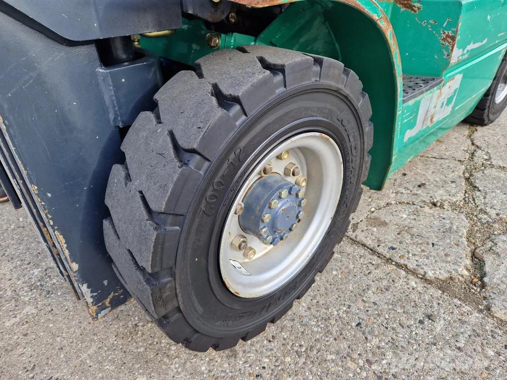 Maximal Nissan Zhejiang 2.5 ton LPG LOW HOURS Gāzes autoiekrāvēji (LPG)