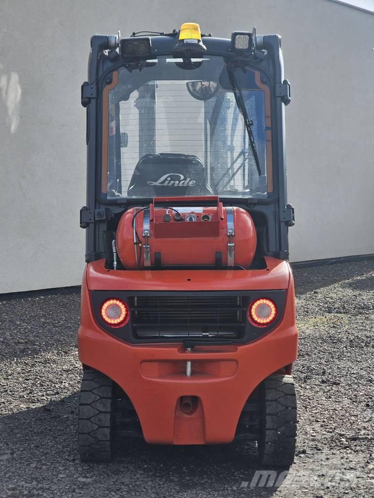 Linde H18T-01 Triplex Gasstapler