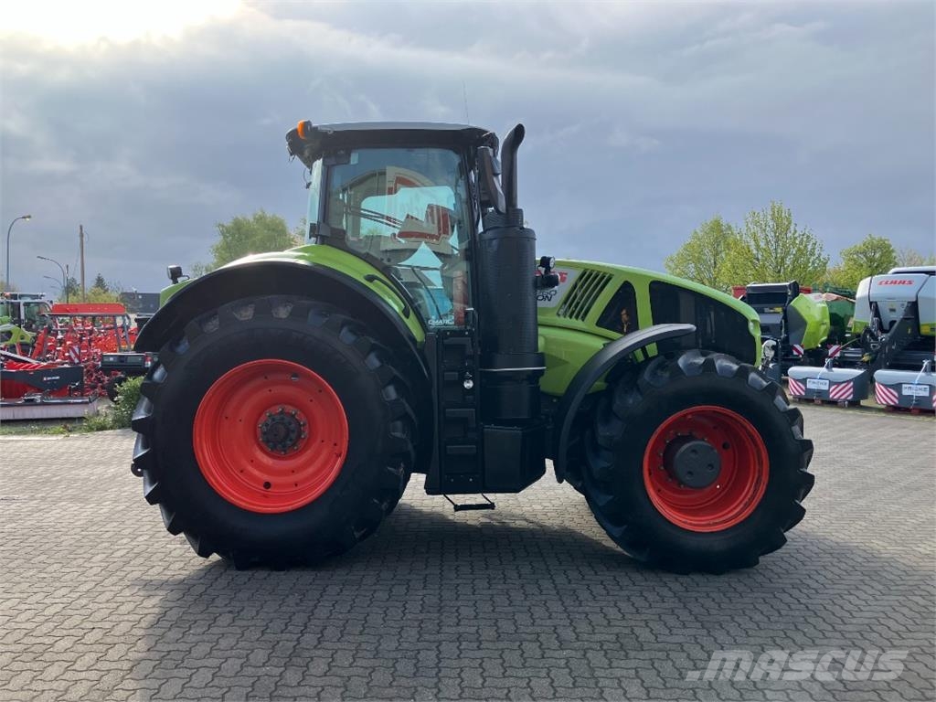 CLAAS Axion 960 Cmatic 트랙터