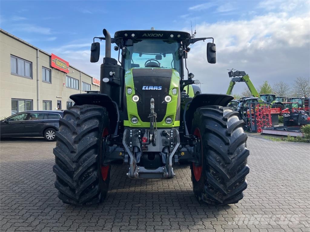 CLAAS Axion 960 Cmatic 트랙터