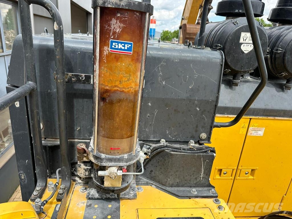 Komatsu PC1250-11E0 - CE certified Mini excavatoare < 7t