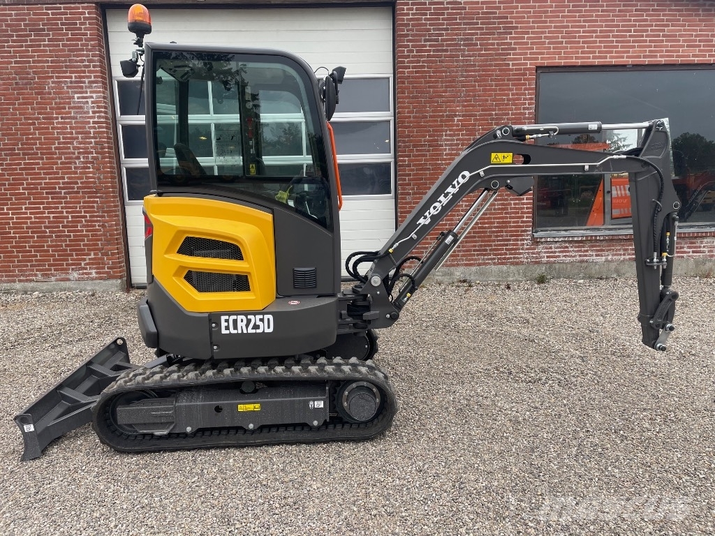 Volvo ECR25D Fabriksny Minigrävare < 7t