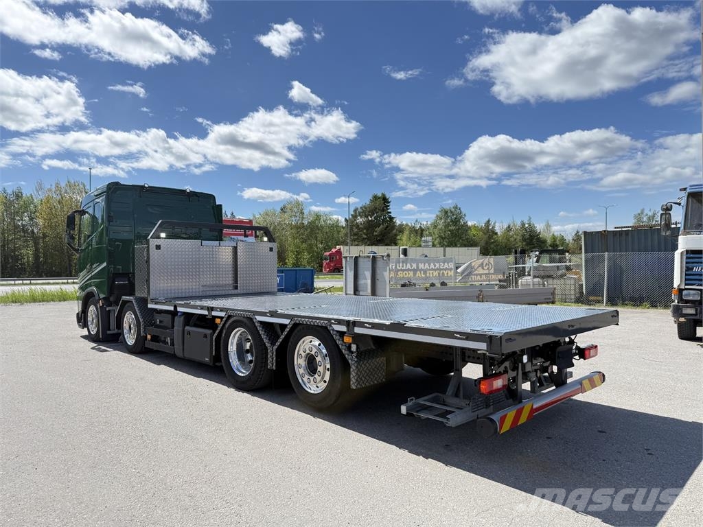 Volvo FH500 8X2 Camiones grúa