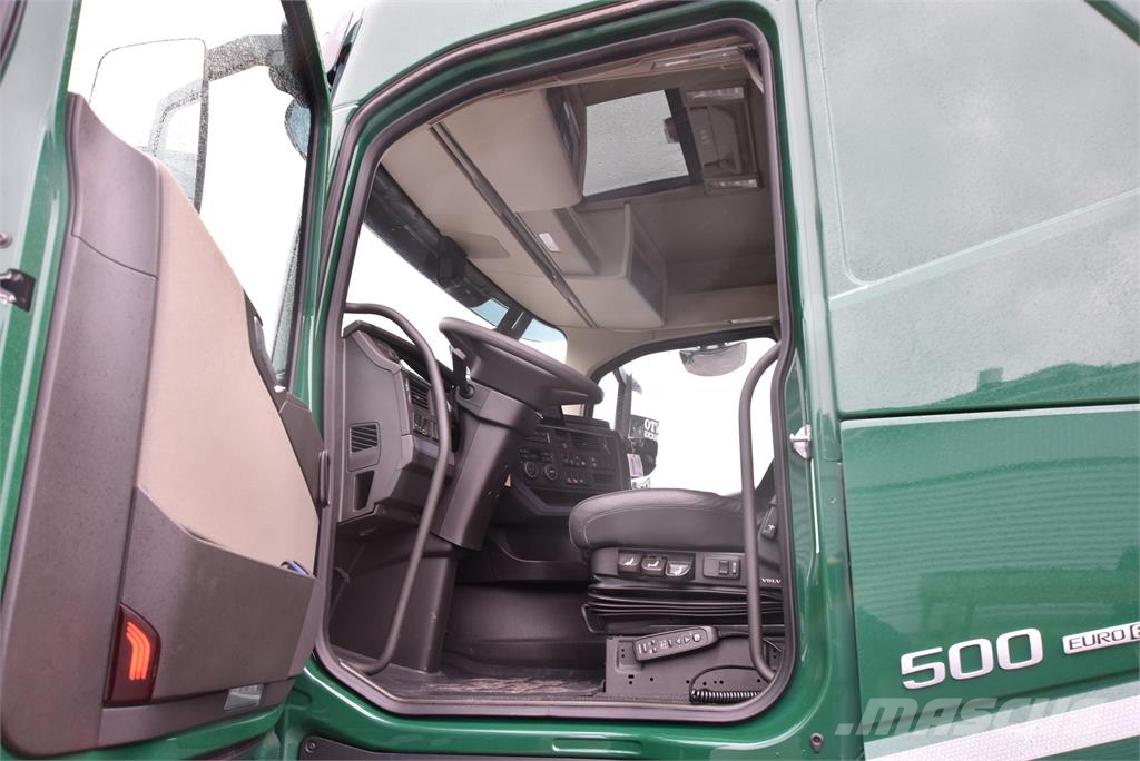 Volvo FH500 8X2 Vlakke laadvloer met kraan