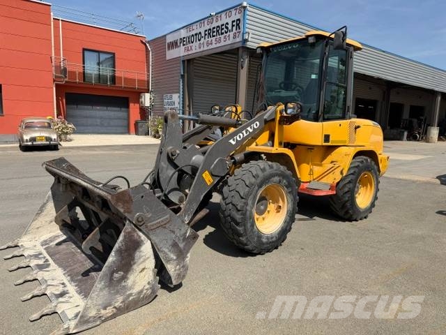 Volvo L 30 Hjullastare