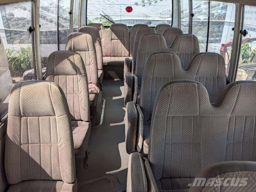 Toyota Coaster Bus Mikroautobusai