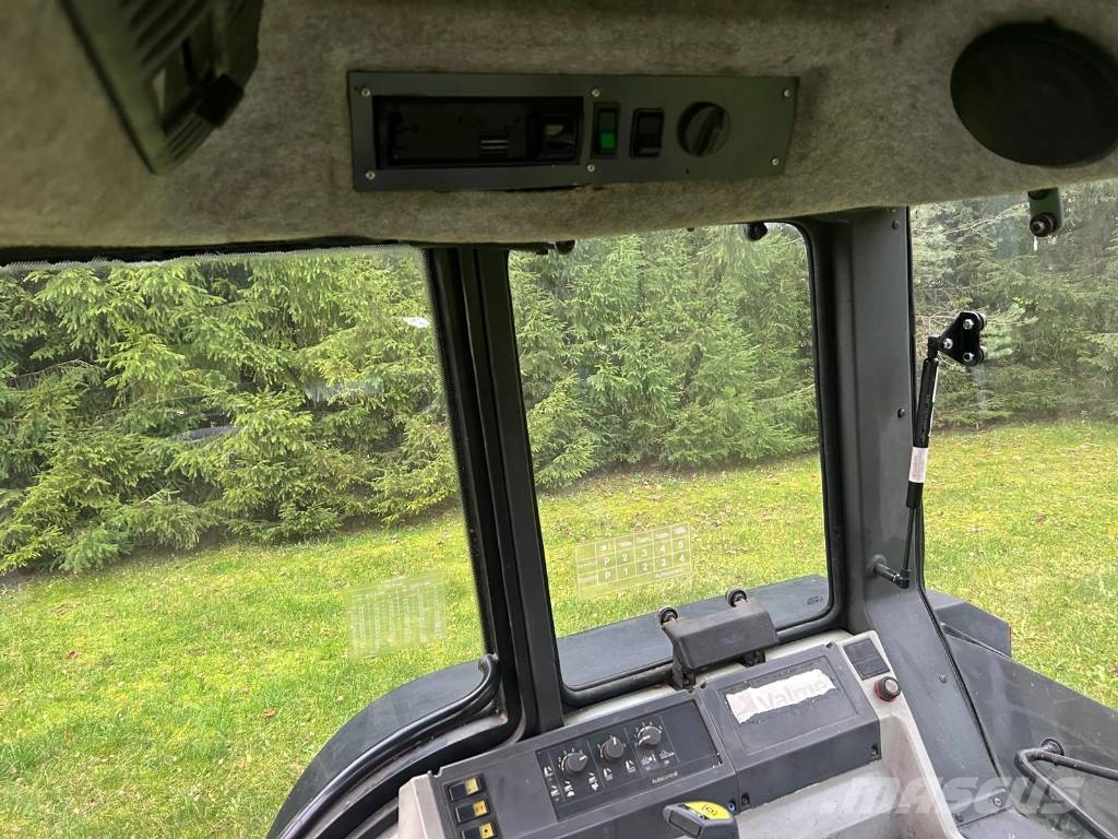 Valtra Valmet 8050 Traktori