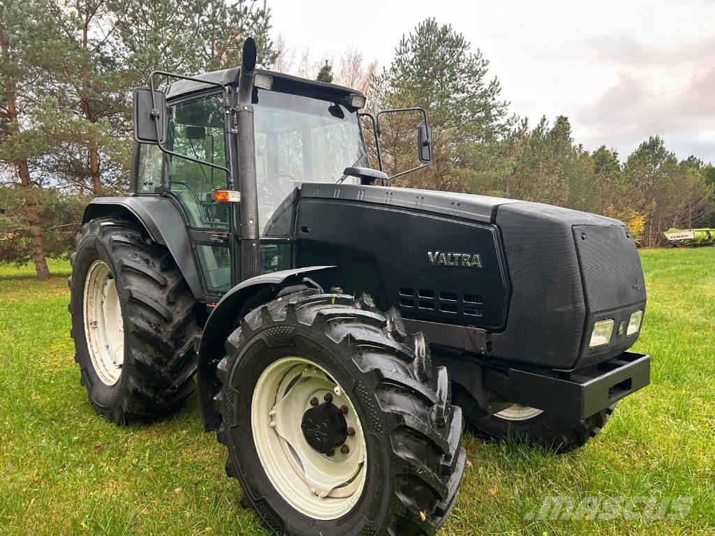 Valtra Valmet 8050 Traktori