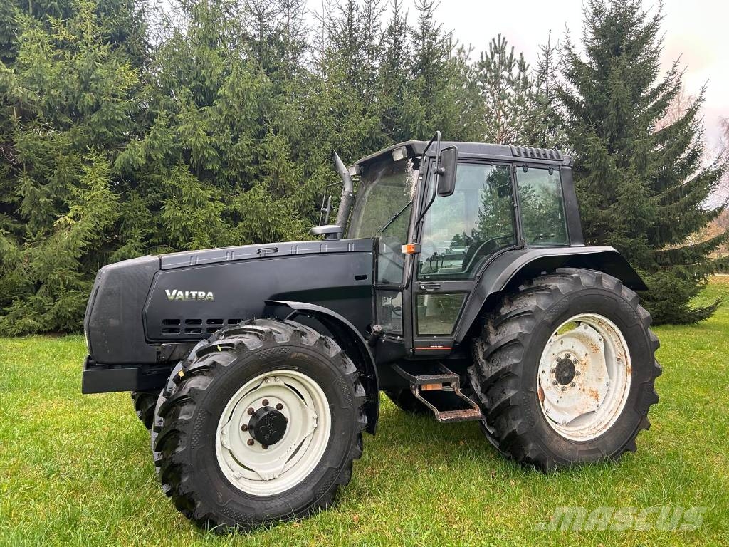Valtra Valmet 8050 Traktori