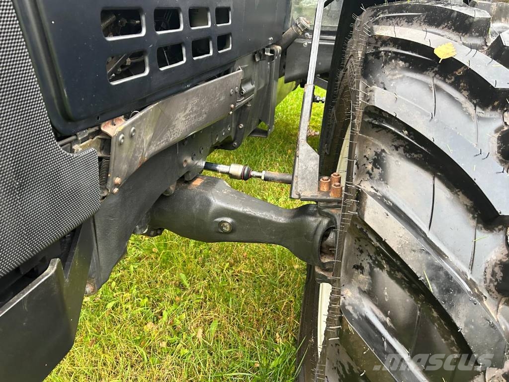 Valtra Valmet 8050 Traktori