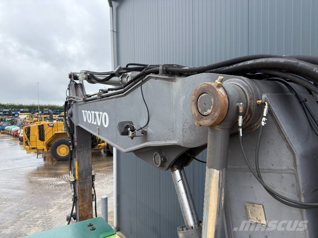 Volvo EW160D 旋轉式挖土機/掘鑿機/挖掘機