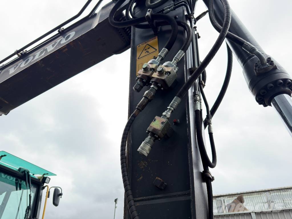 Volvo EW160D 旋轉式挖土機/掘鑿機/挖掘機