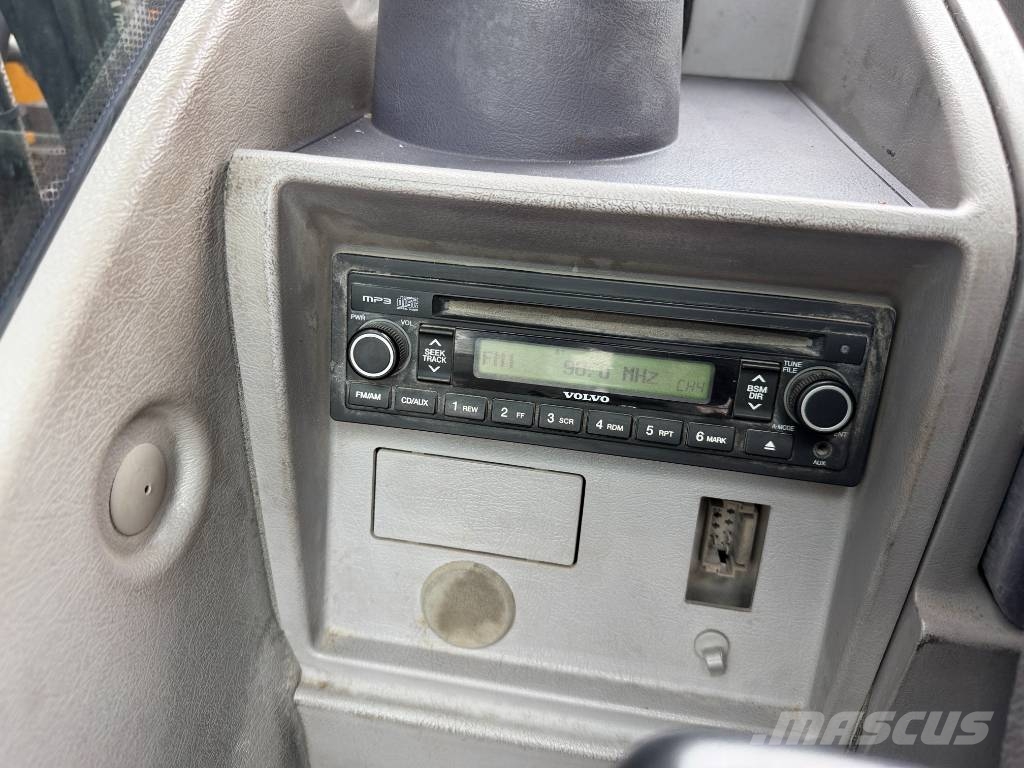 Volvo EW160D 旋轉式挖土機/掘鑿機/挖掘機