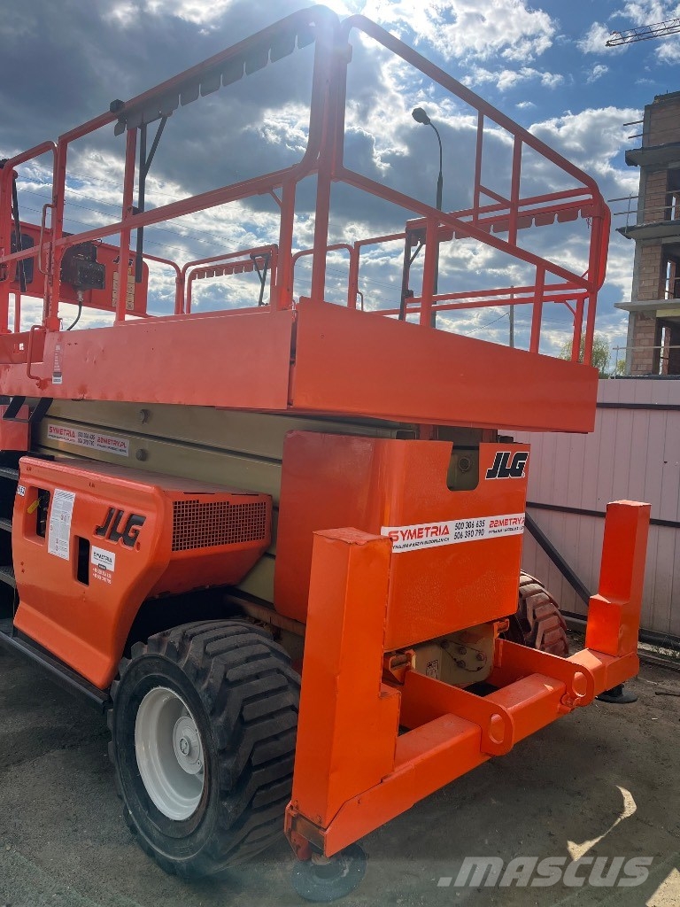 JLG 4394 RT 剪叉式升降机