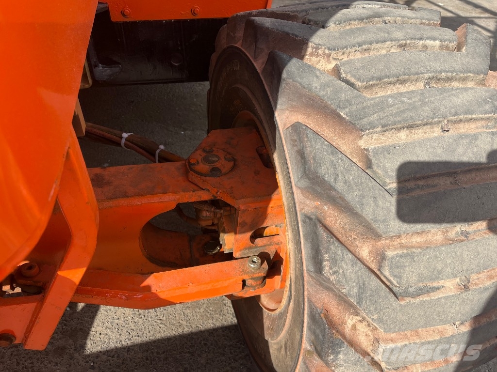 JLG 4394 RT 剪叉式升降机