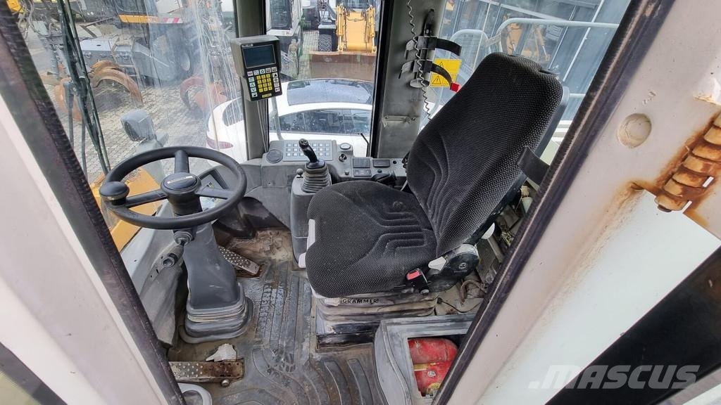 Liebherr L 574 / AC / Waage Hjullastere
