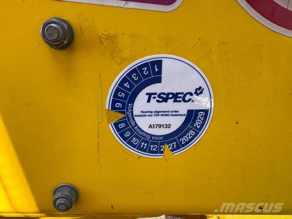Paus 37 WH - LIFT 37 METER / 300 KG - TÜV UNTILL 07/202 المنصات الهوائية المثبتة على مقطورة