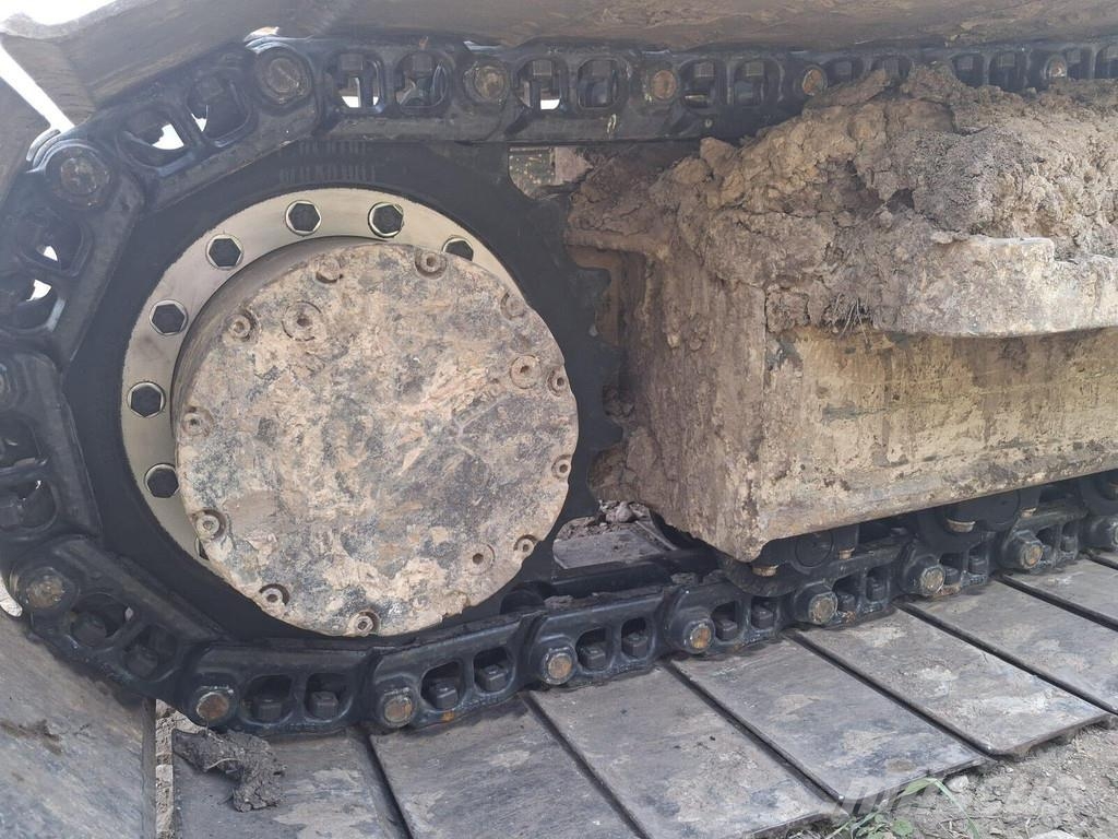 Komatsu PC138 Escavadeiras de esteiras
