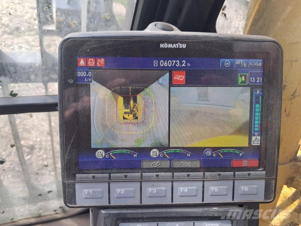 Komatsu PC138 Escavadeiras de esteiras