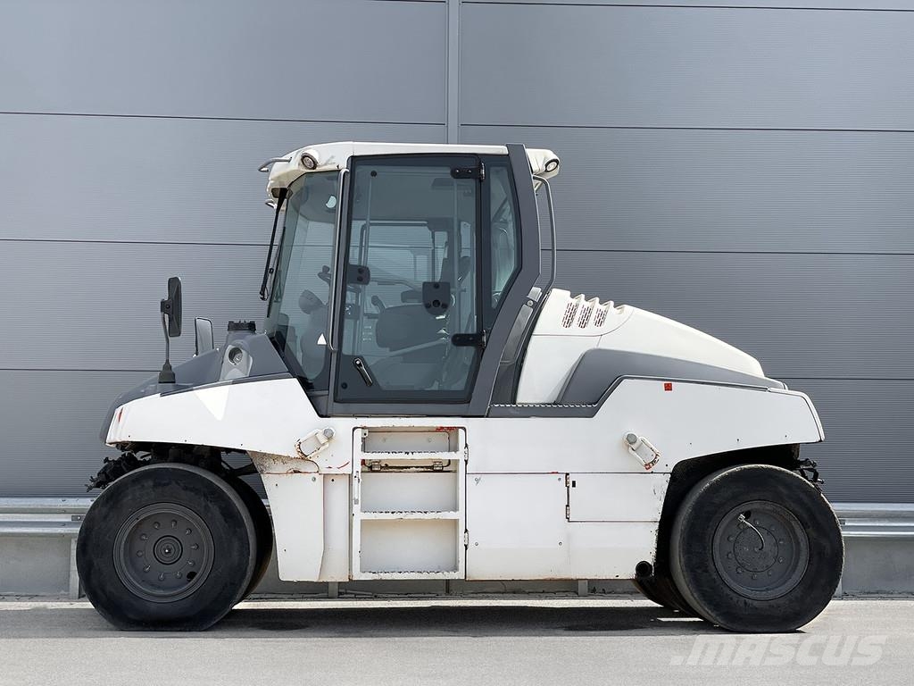 Hamm GRW 280-20 Rodillos sobre neumáticos