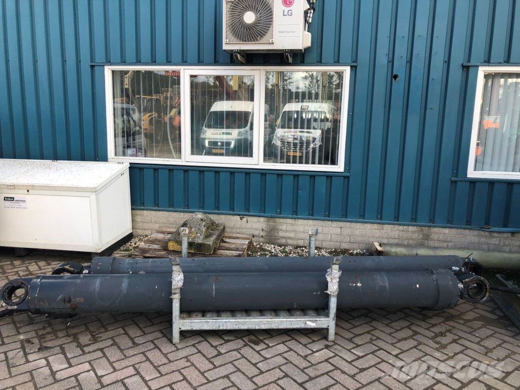 Konecranes SMV4535 TC5 CYLINDERS PART NUMBER 53710241 Hidráulicos