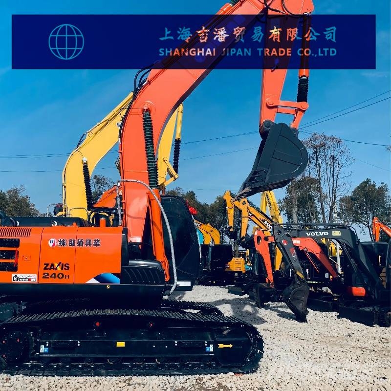 Hitachi ZX 240 대형 굴삭기 29톤 이상