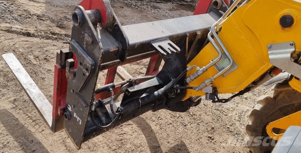 JCB 525-60 Hi-Viz 伸缩轮式装载机