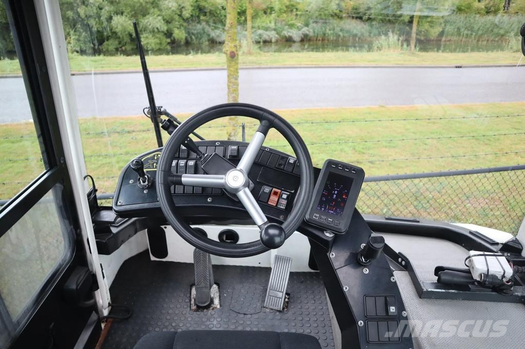 Mafi R332 | 4X4 | 32 TON | ROTATING SEAT Terminaalitraktorit