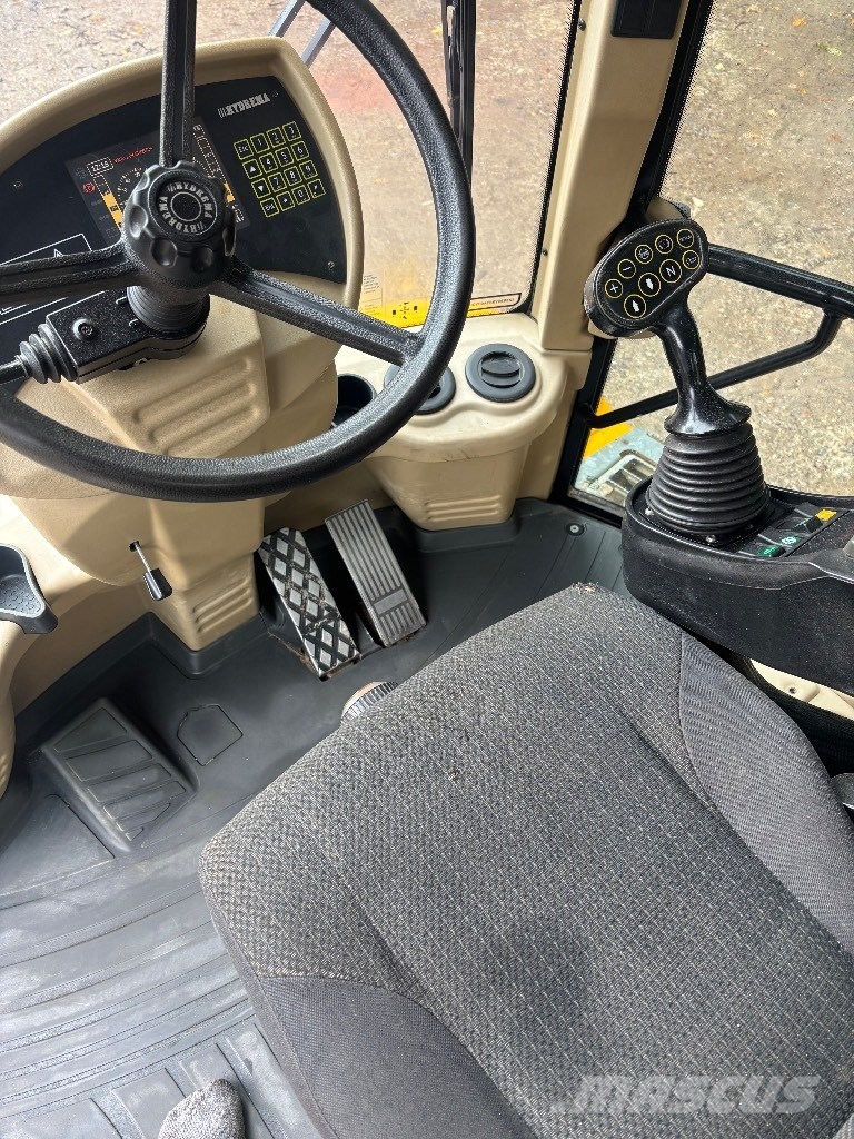 Hydream 912 ES 912 ES. Multitip Maansiirtoautot