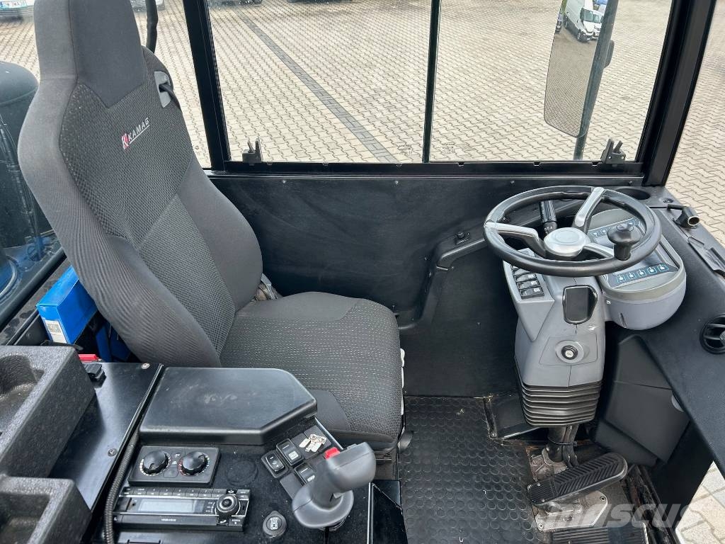 Kamag Precision Tractor PT Terminal Tractor Терминальные тягачи