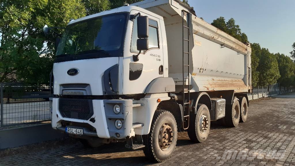 Ford CARGO 4142D Самосвал