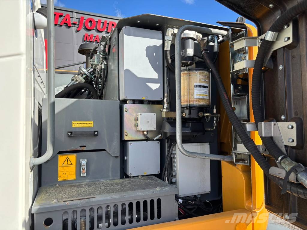Liebherr A 918 Comp Wielgraafmachines