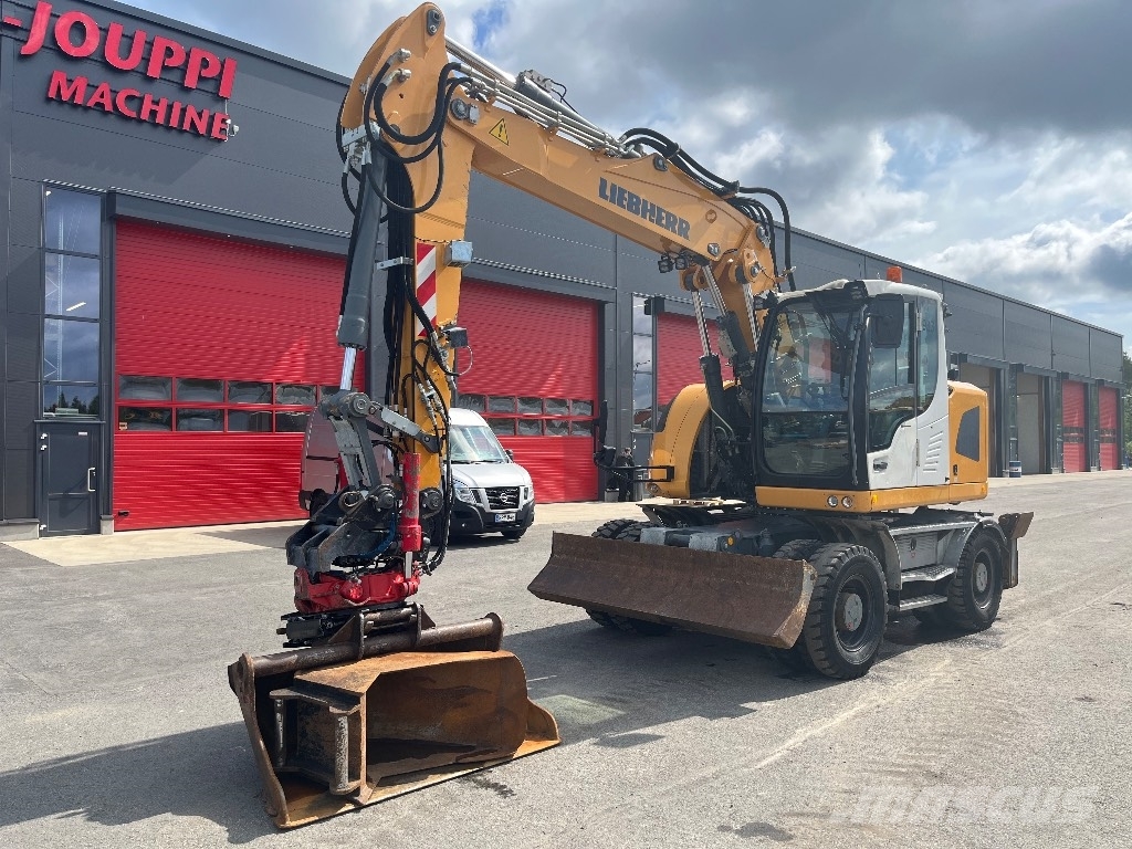 Liebherr A 918 Comp Ratasekskavaatorid
