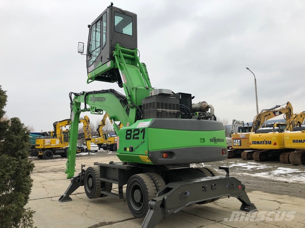 Sennebogen 821 Waste / industry handlers