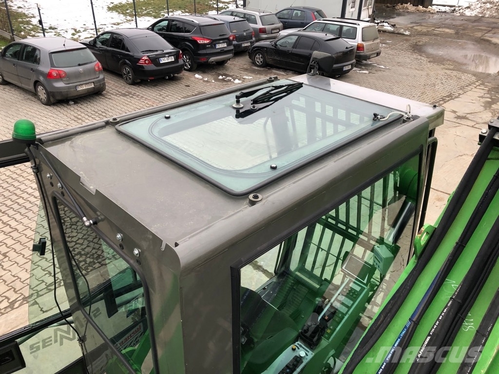 Sennebogen 821 Waste / industry handlers