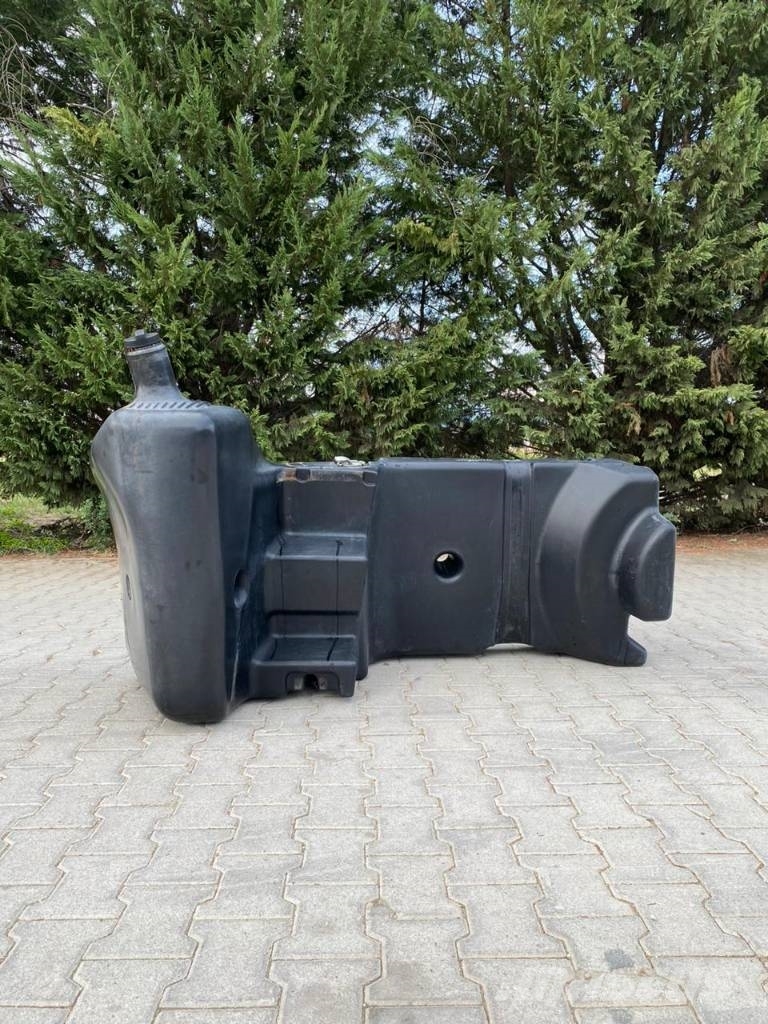 Fendt 820 Vario FUEL TANK Κινητήρες