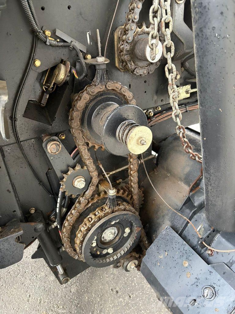 New Holland ROLLBELT 180 SUPERFEED Pyöröpaalaimet