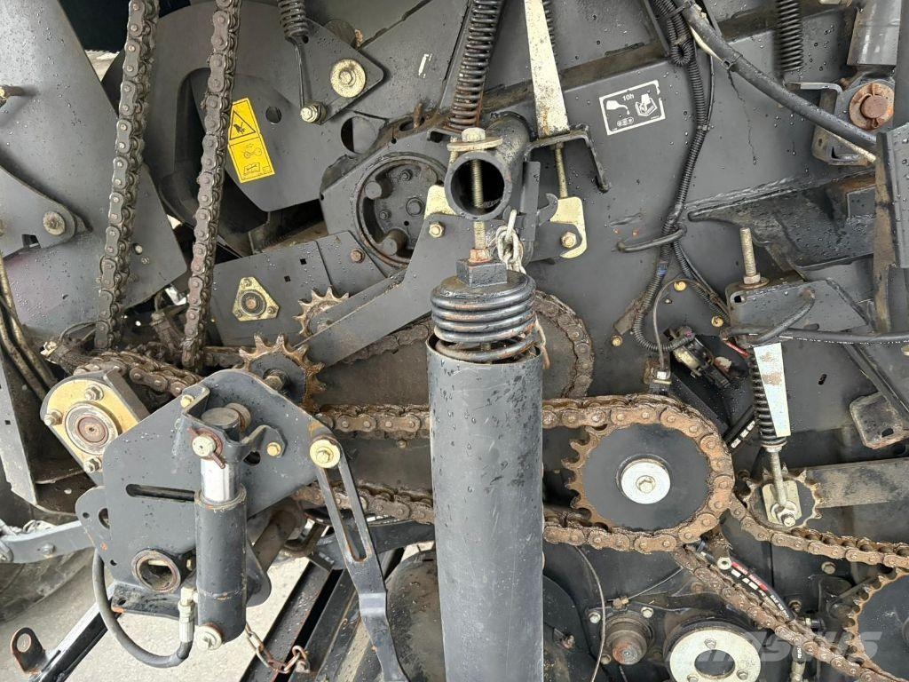 New Holland ROLLBELT 180 SUPERFEED Lisy na okrúhle balíky