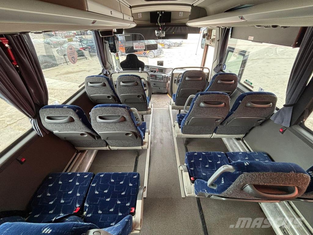 VDL Futura FMD 2-148/440 6x2*4 57 SEATS / AC / AUXILIA Autobuses interurbano