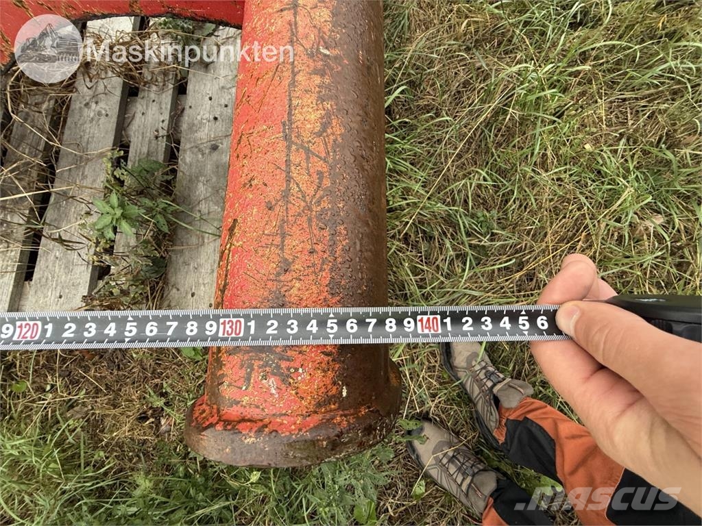 Hiab 605-U Pacēlāji un iekrāvēji