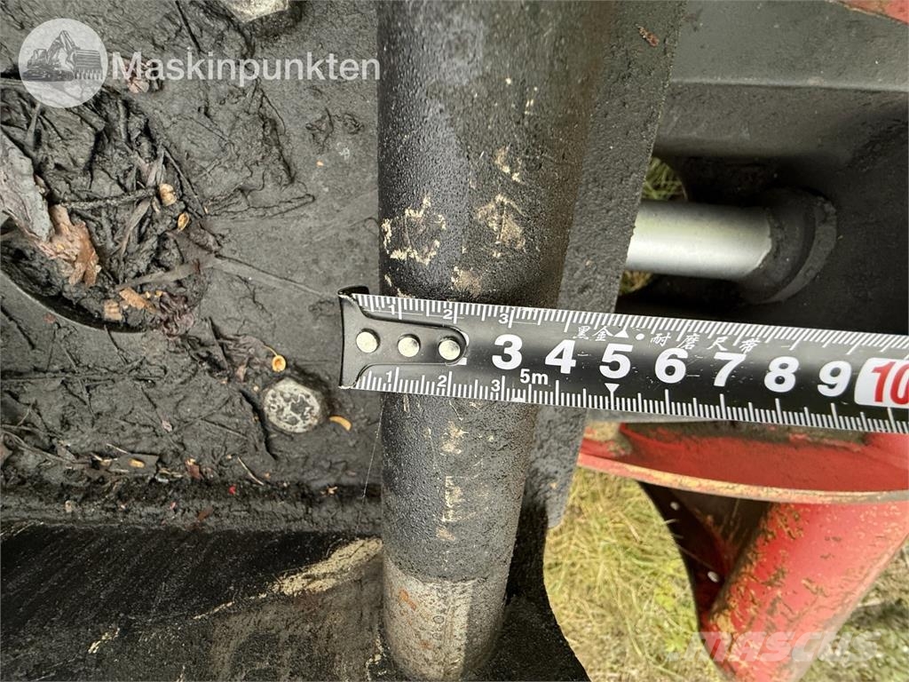 Hiab 605-U Pacēlāji un iekrāvēji