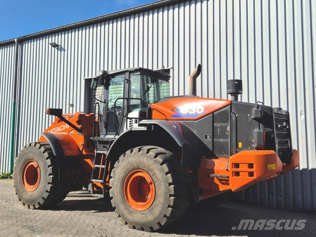 Hitachi ZW 330-6 Iekrāvēji uz riteņiem