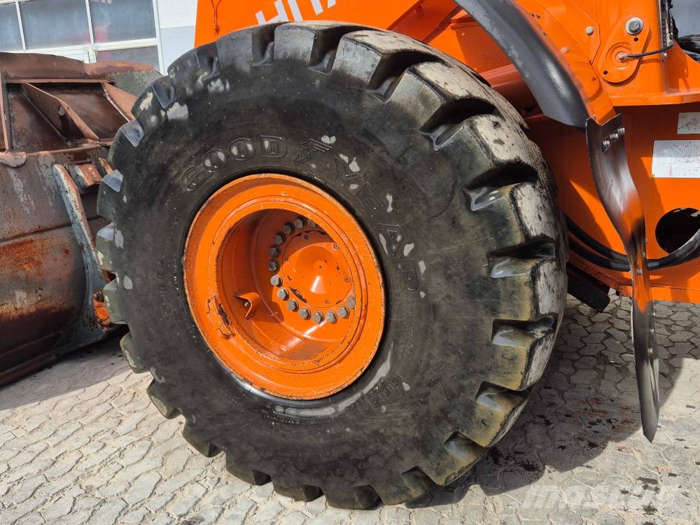 Hitachi ZW 330-6 Pás carregadoras de rodas