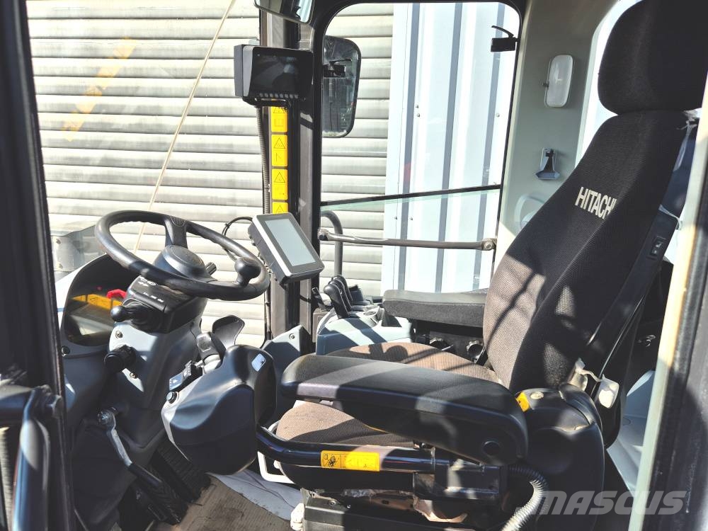Hitachi ZW 330-6 Iekrāvēji uz riteņiem