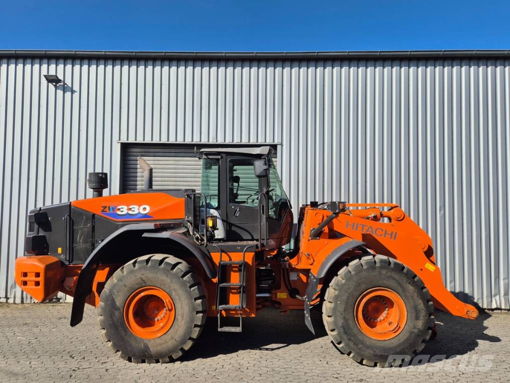 Hitachi ZW 330-6 Iekrāvēji uz riteņiem